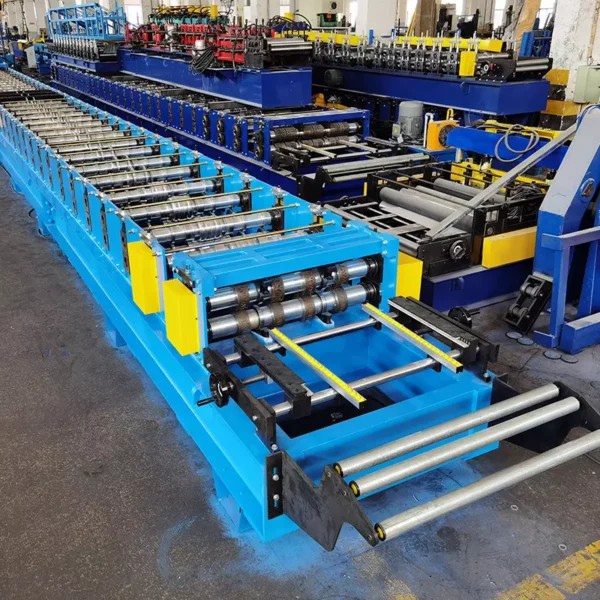 Floor Deck Roll Forming Machine