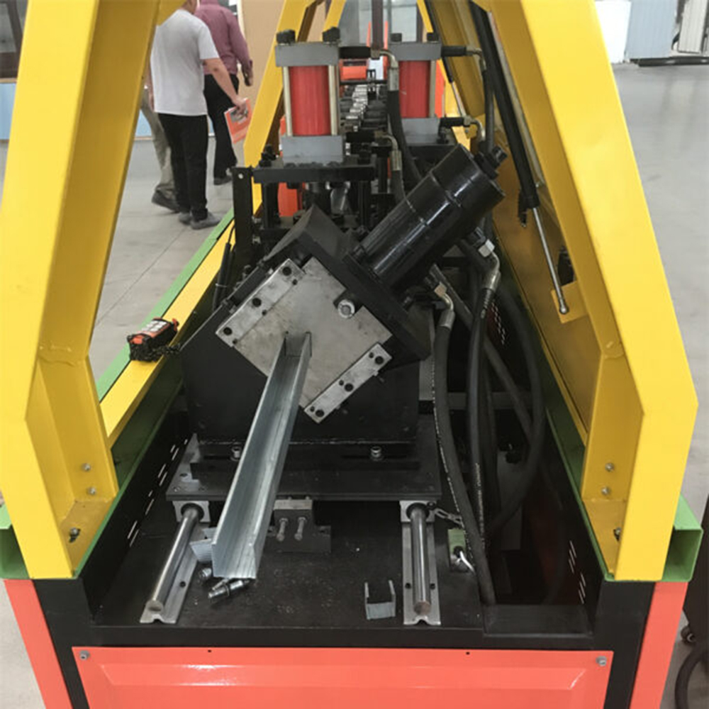 Keel Steel Roll Forming Machine